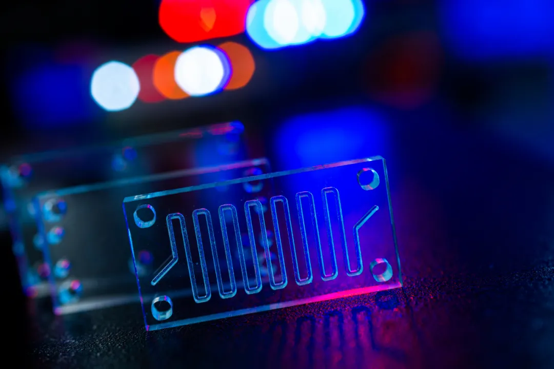 ag亚娱 Novolas 技术：用激光智能制造破解医疗加工难题