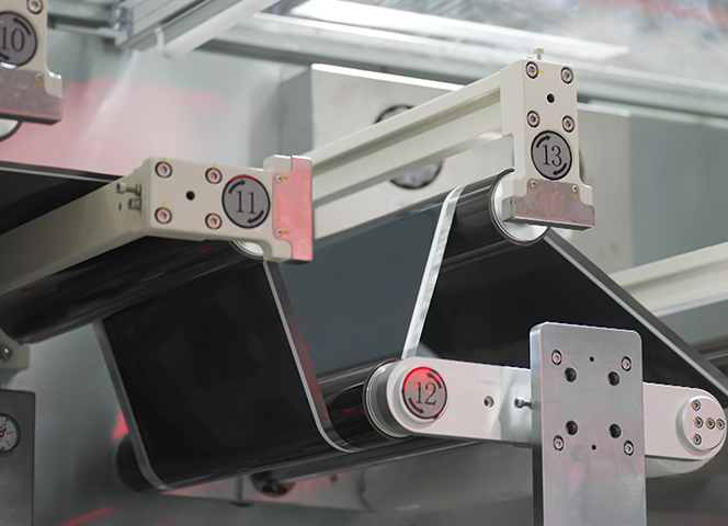 高速激光模切机